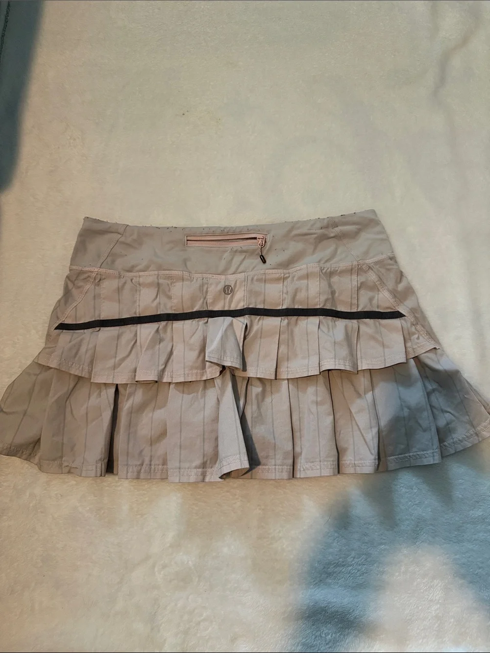 lululemon athletica pleated skort- fits like s8 but no tag
